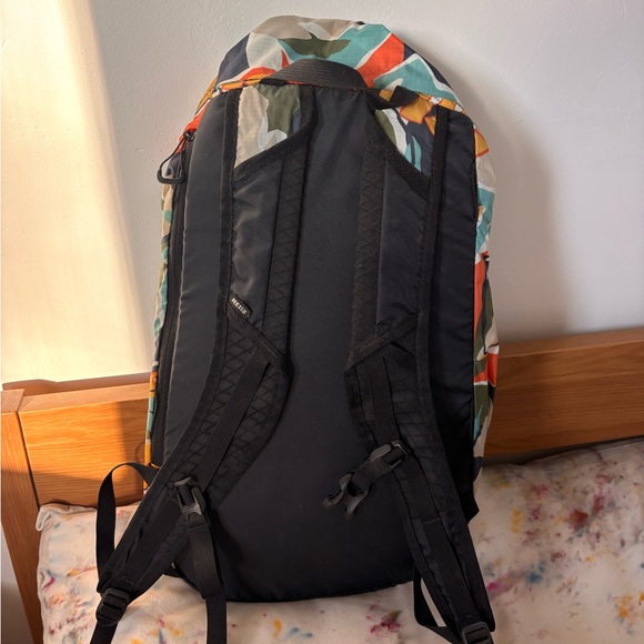 REI Multicolor Lightweight Abstract Backpack - Picture 2 of 3